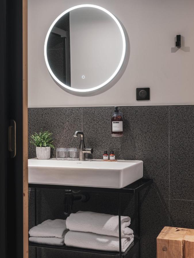 נאנט Appartements Place Royale - Maisons Du Monde Hotel & Suites מראה חיצוני תמונה