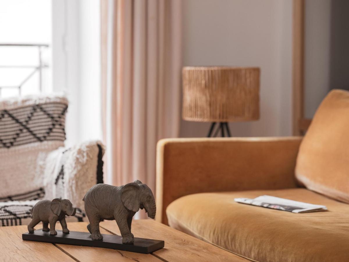 נאנט Appartements Place Royale - Maisons Du Monde Hotel & Suites מראה חיצוני תמונה